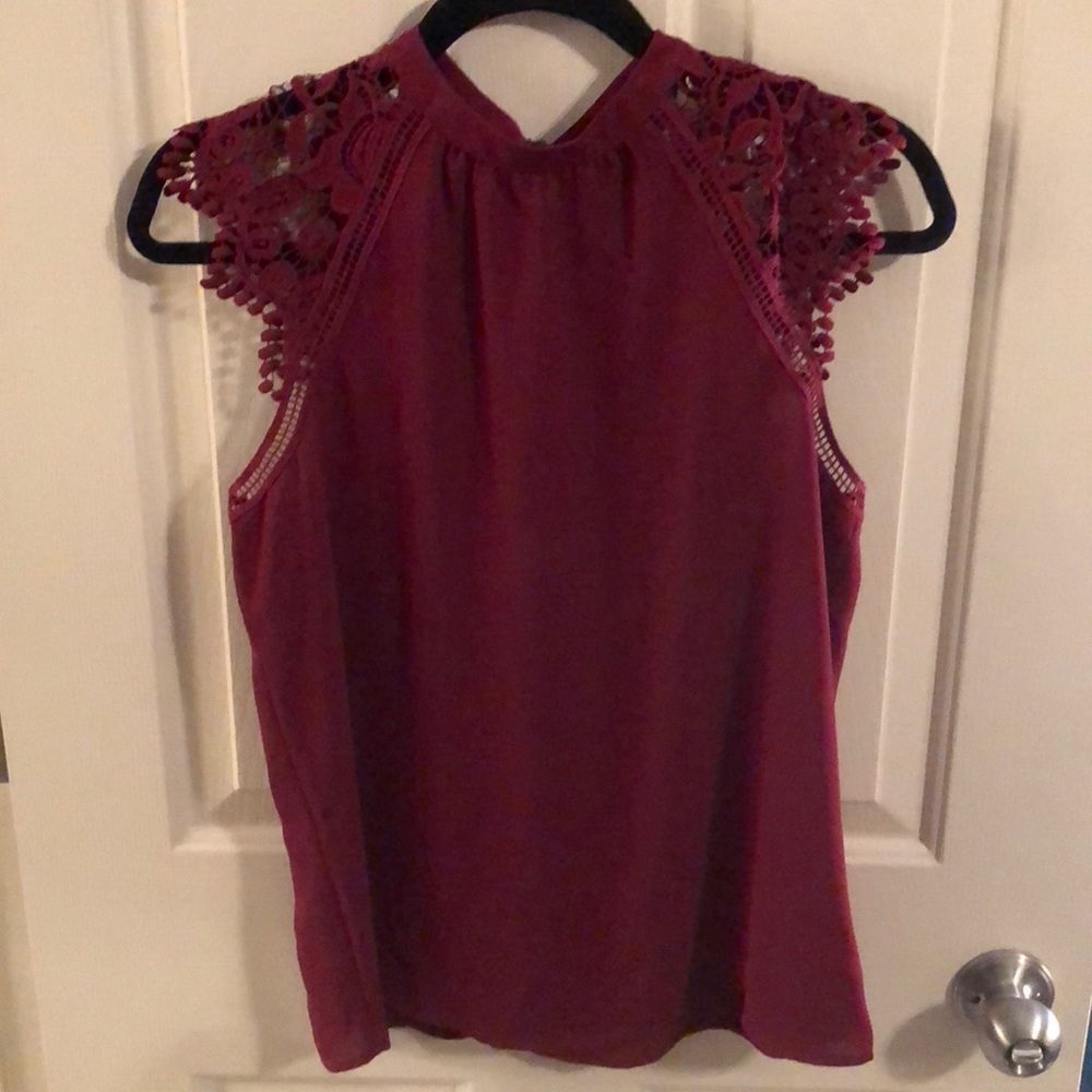 Express Lace Blouse in Burgundy